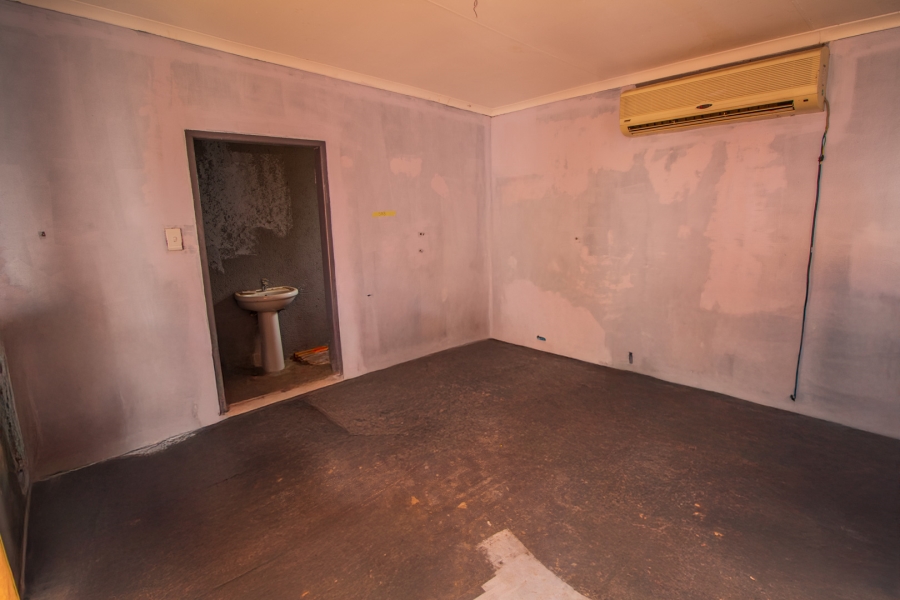 5 Bedroom Property for Sale in Louisvale Northern Cape